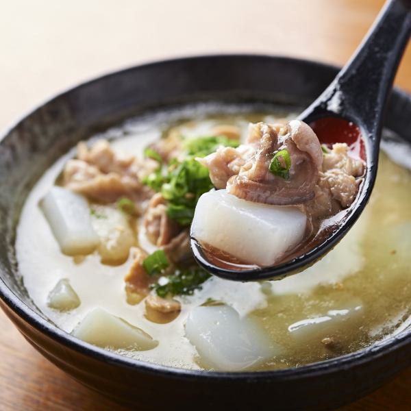 1番人気！塩モツ煮込み