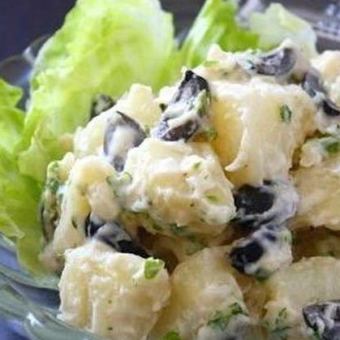 ◆Squid ink potato salad