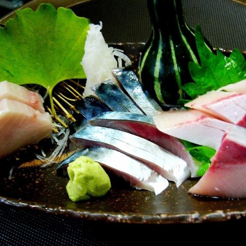 ◆豐洲直接購買當日的三種生魚片