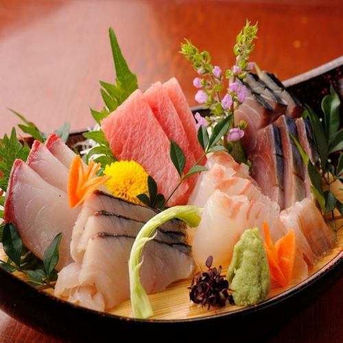 [Sanriku seafood] Assorted sashimi