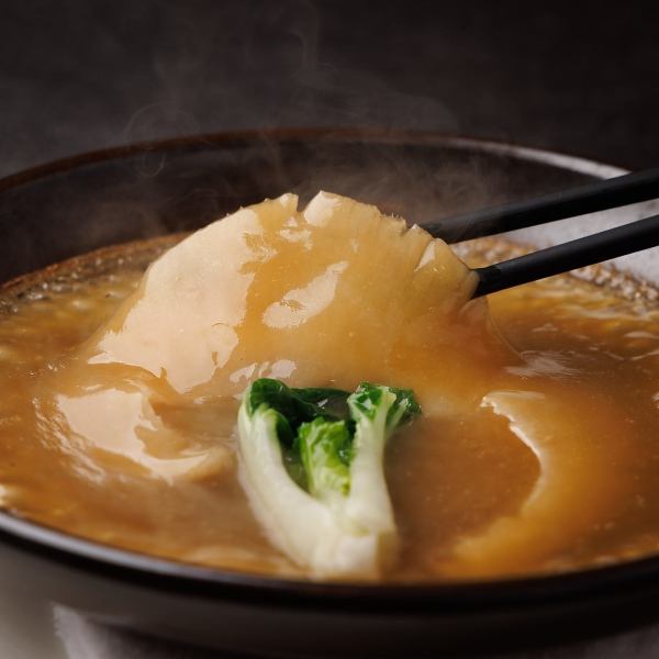 【至極の逸品】銀座七芳が誇る、とろけるようなフカヒレを心ゆくまで!