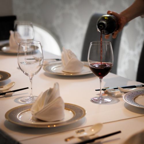 【ソムリエ厳選】珠玉のワインと本格広東料理の極上マリアージュ!