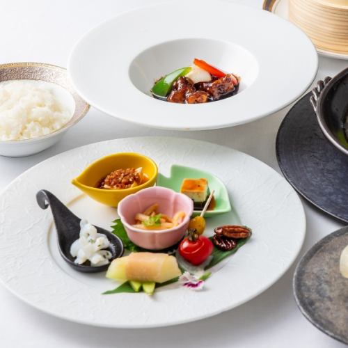 <初音ランチコース>点心4種などお手頃で愉しめる全9品