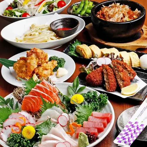 ボリューム感あるメイン料理！素材の旨みと食感を堪能、見た目にもこだわりアリ☆
