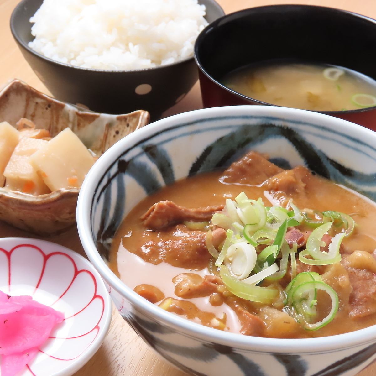 「大人気」ホルモン定食や馬ホルモン定食♪ぜひご賞味ください◎