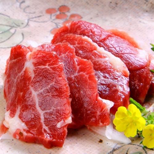 ★定番料理食べ飲み放題★