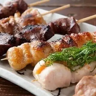 【備長炭火焼き鳥＆唐揚げポテト食べ放題付き】にく楽カジュアルコース＋３時間飲み放題 2700円