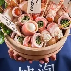 【伝説のコース復活】生ビール付き【肉巻き&和牛炙り寿司】 ☆定番にく楽コース【10品】2980円