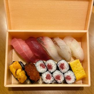 Nigiri sushi (for one person)