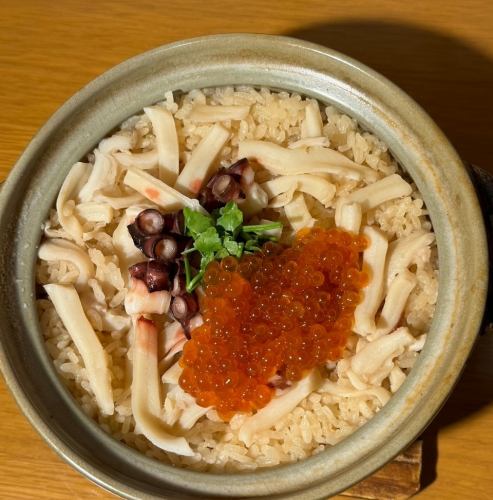【時令】土鍋飯-鮭魚子和章魚-