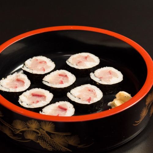 【名物】ブリの太巻き