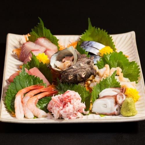 刺身盛り合わせ（2人前）