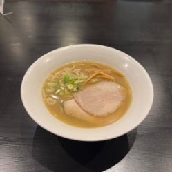 【極濃厚】鶏白湯こってりラーメン