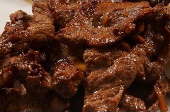 塔帕牛肉（菲律賓式牛肉烤肉）