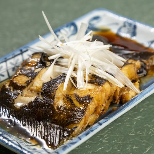 一品料理・揚げもの・居酒屋定番メニューも豊富に取り揃え◎