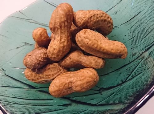 Boiled peanuts from Chiba