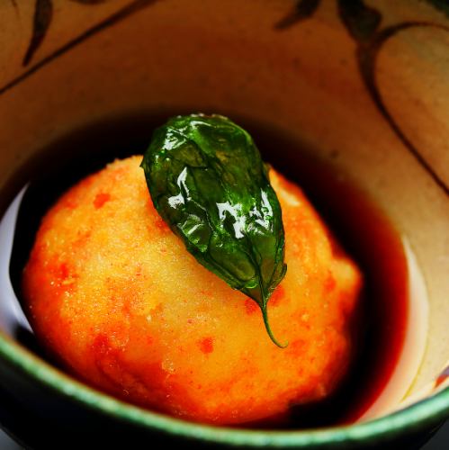Japanese-style chewy crab cream croquette ~Eat with tomato broth~