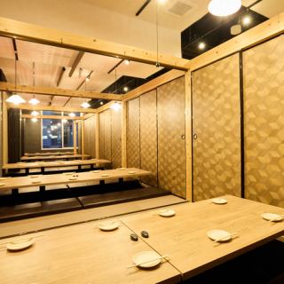 【安城駅徒歩1分】当店最大席数となる50名様程度まで収容可能◎会社宴会や歓送迎会・同窓会・結婚式の二次会など大型宴会におすすめです。