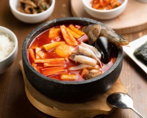 海鮮たっぷり！スンドゥブチゲ