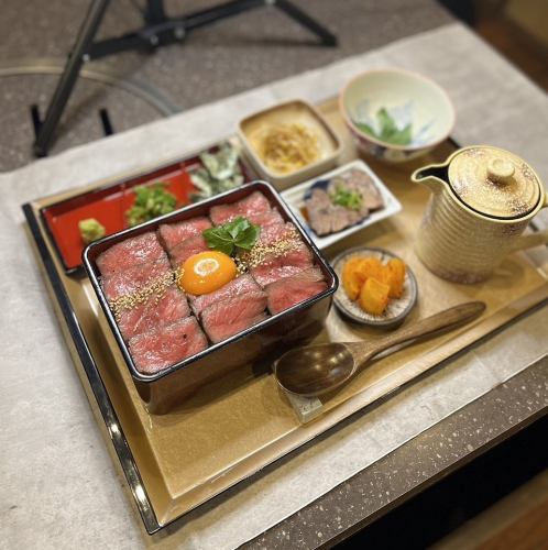 現在ランチの御膳はお休みとさせていただいております
