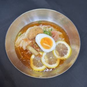 IRU特製岡本冷麺