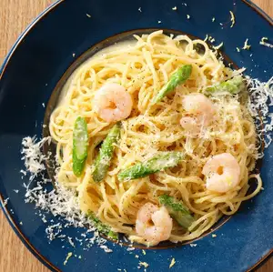海老とアスパラのレモンクリームスパゲティ