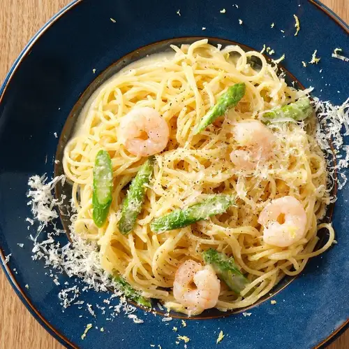 Shrimp and asparagus lemon cream spaghetti