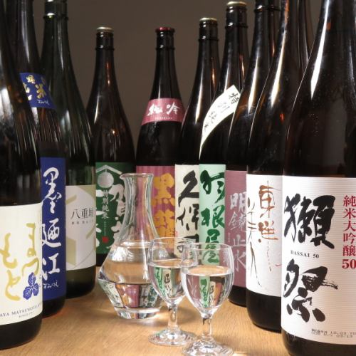 豊富な日本酒を飲み放題で、飲み比べできます。