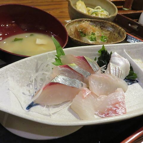 お刺身定食