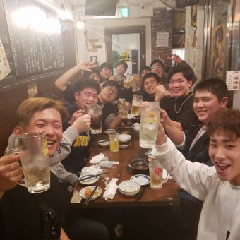 貸切は15～25名様までOKです☆歓送迎会や女子会なども大歓迎！日によって、オープン時間が異なりますが、お昼からオープンしているので昼宴会も可能です！！