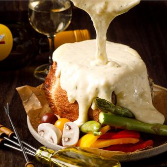 【チーズ料理をお求めなら◎】贅沢なラクレットチーズ食べ放題が楽しめ◆全8品＋2.5時間飲み放題