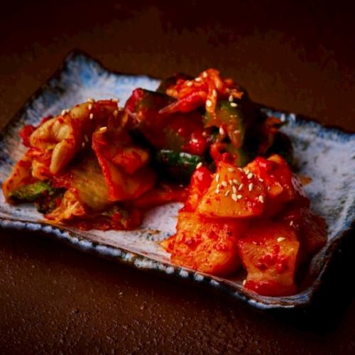 キムチ盛り合わせ