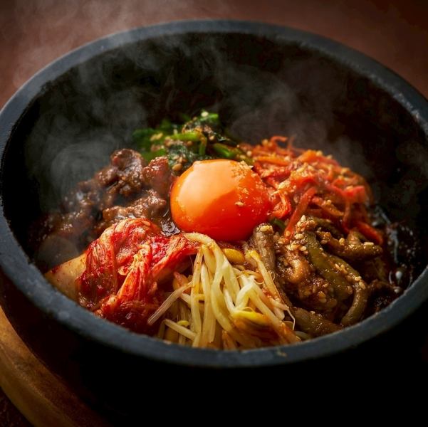 黒毛和牛100％レアハンバーグランチ　200g