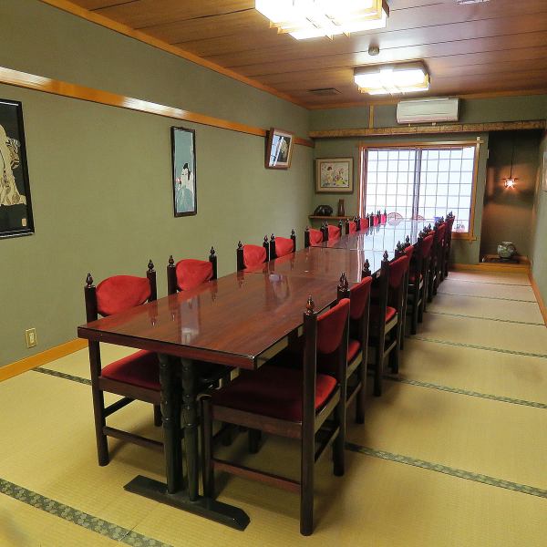 The second floor of the store is a spacious private room, which is ideal for banquets.The floor can be reserved, so please contact us by phone as soon as possible.