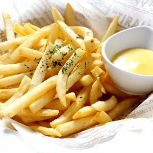 Fried potatoes with truffle salt