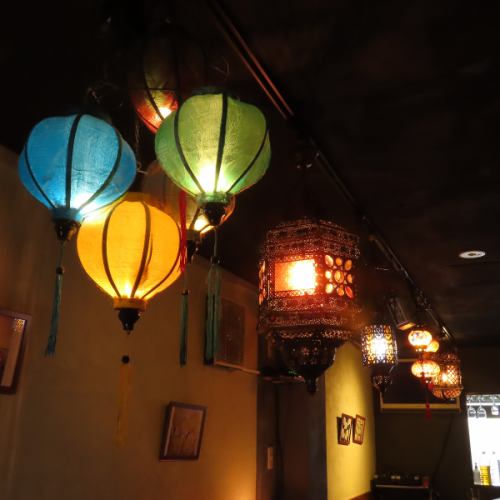 落ち着いた雰囲気の店内で