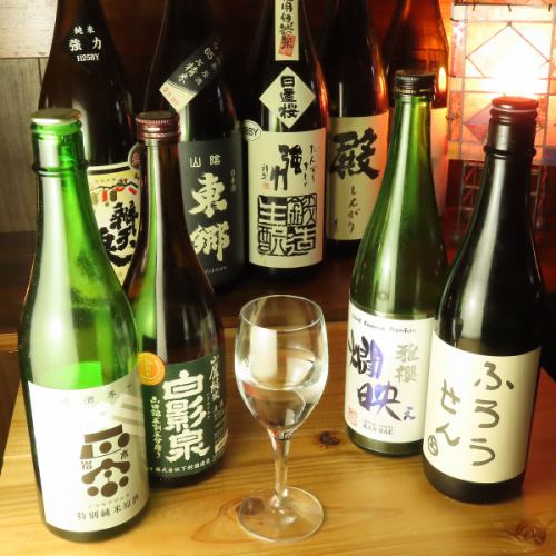 店主厳選の日本酒が勢揃い
