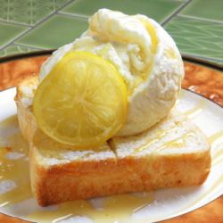 Vanilla ice cream on honey toast