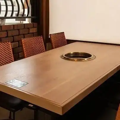 [1st Floor Box Seating / Up to 6 People] Perfect for family and friends' meals! For gatherings with family and friends, we recommend our box seating on the 1st floor! Our spacious table seating can accommodate up to 6 people, allowing even customers with small children to relax comfortably.