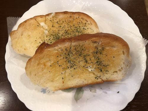 ガーリックトースト