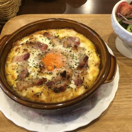 【ランチに♪】『サラダ+ひまわりドリア+コーヒー+デザートセット』1.480円(税込)