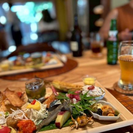 [主廚精選套餐 12,000 日圓（含稅）<共 10-11 道菜>]