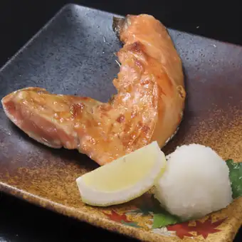 연어 카마 구이