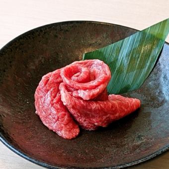 和牛ロース(もも肉使用)