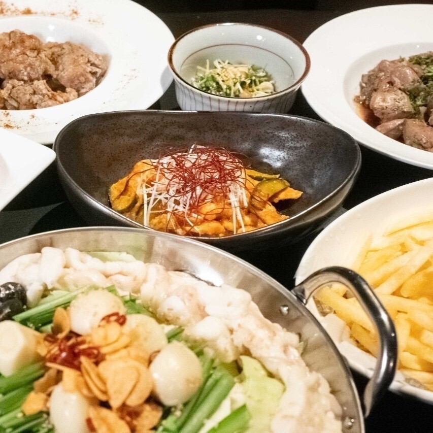 We offer a luxurious course menu tailored to your occasion, with an abundant all-you-can-drink option.