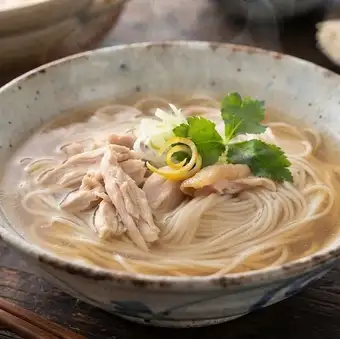 清雞湯牛麵