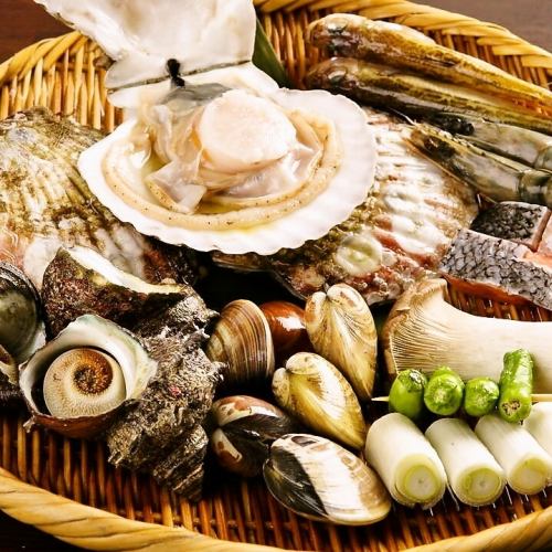 Boasting grilled shellfish platter ★!