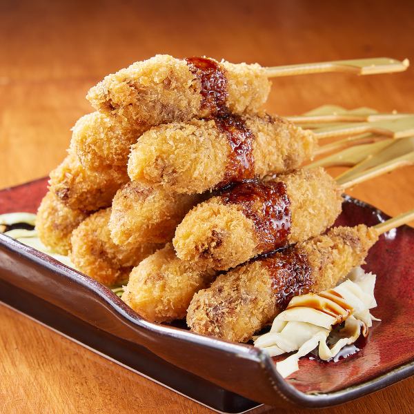 [Specialty menu★] Deep-fried beef skewers pyramid 6 sticks