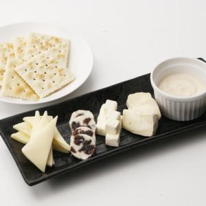 チーズ盛り合わせ