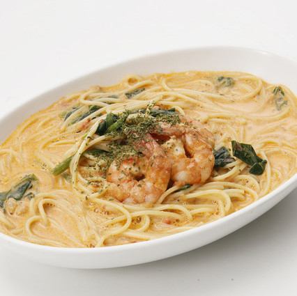 エビとほうれん草のトマトクリーム